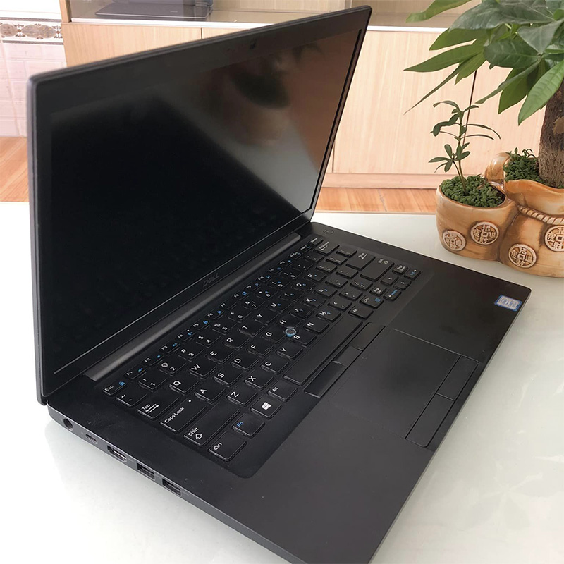 Dell Latitude E7490 i7 Dell Latitude E7490 i7