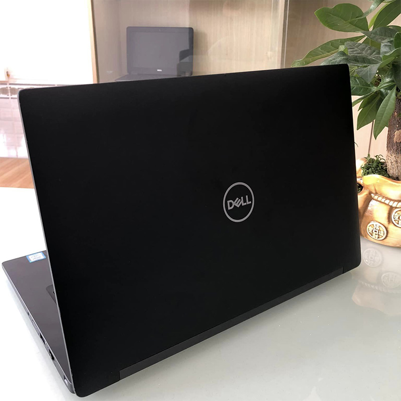 Dell Latitude E7490 i7 Dell Latitude E7490 i7